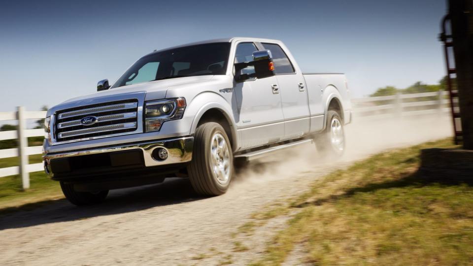 2014 ford f150 on dirt road