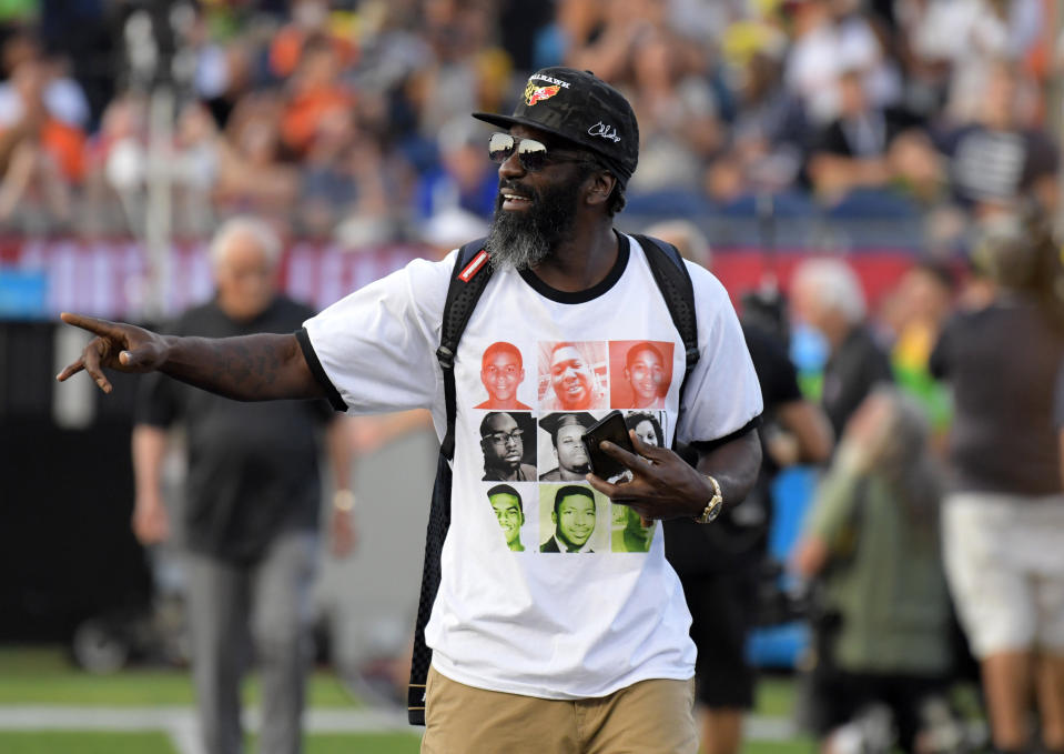 Ed Reed used the Hall of Fame game to make a statement on police-involved deaths in the United States. (Reuters)