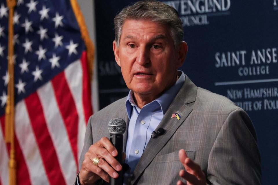 PHOTO: Americans Together founder and Senator Joe Manchin (D-WV) speaks at The New Hampshire Institute of Politics at Saint Anselm College in Manchester, N. H., Jan. 12, 2024.    (Reba Saldanha/Reuters)