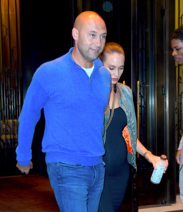 Hannah Jeter looks sporty chic as she drapes baby bump in