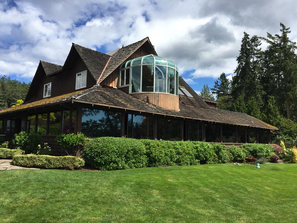 Deep Cove Chalet in Canada turned the Sussexes away over the weekend. Photo: Facebook.