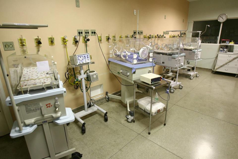 **Arquivo**RIBEIR&#xc3;O PRETO, SP, BRASIL, 14-12-2012: UTI neonatal da Santa Casa de Ribeir&#xe3;o Preto ( Foto: Edson Silva/Folhapress)