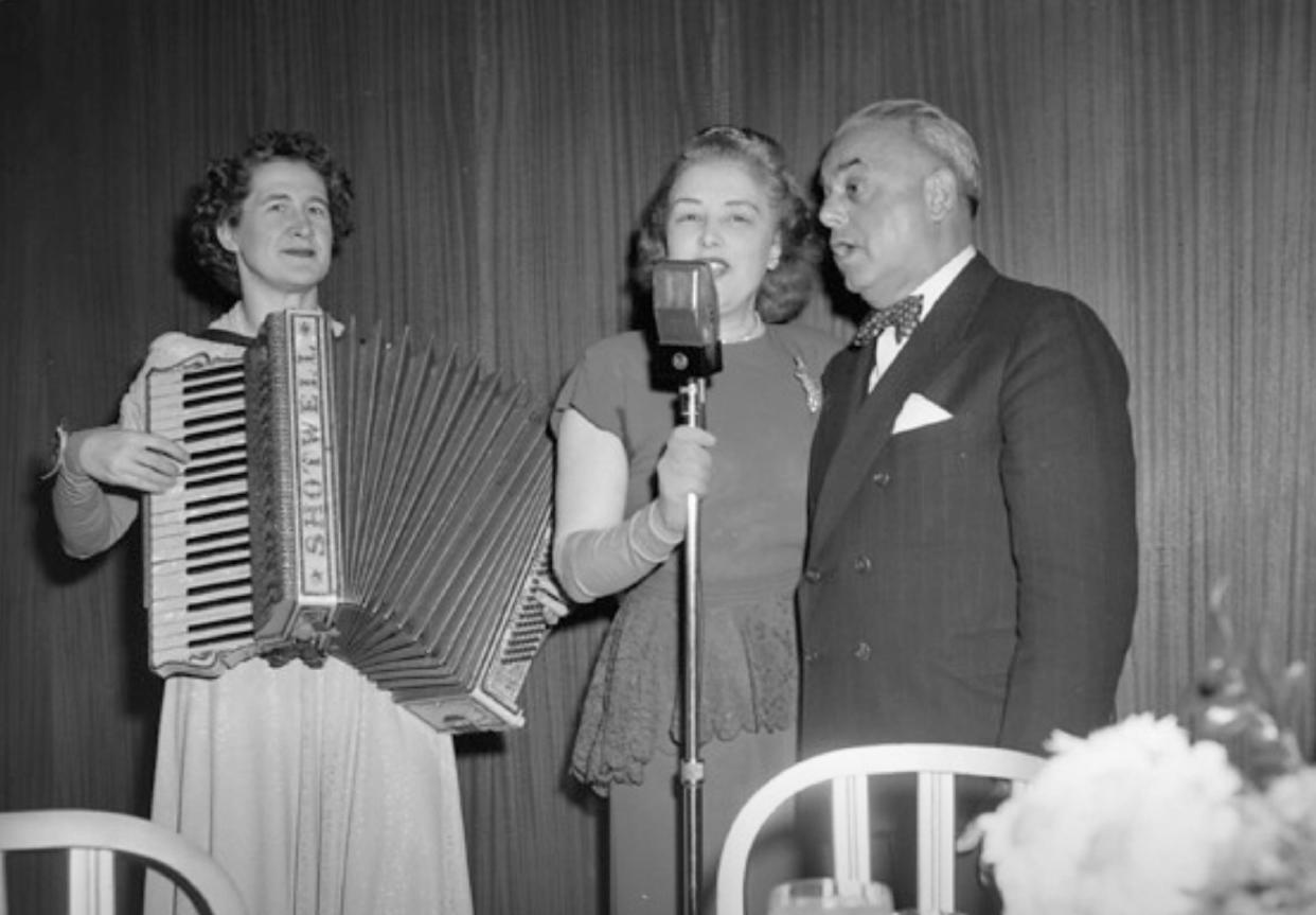 Unidentified musical groups, photos from collection of the Massillon Museum