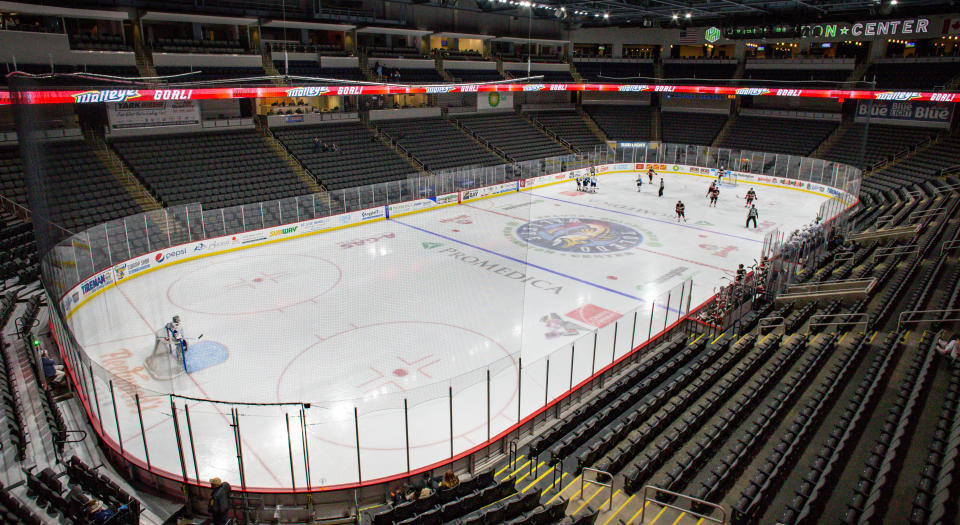 The ECHL is shutting down operations for the remainder of the 2019-20 season.  (Getty Images)