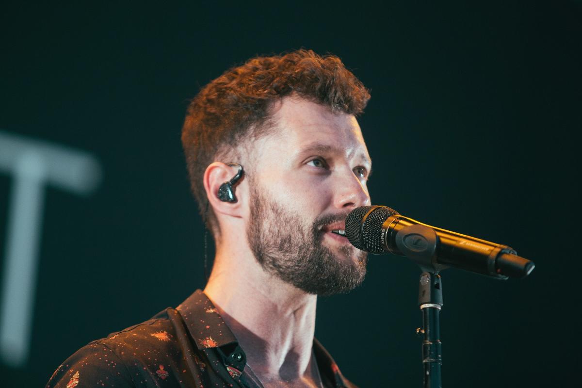 Dancing On My Own' singer Calum Scott says he'll perform for