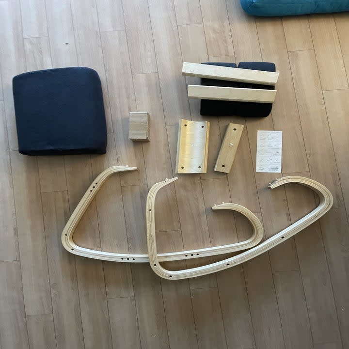 chair in 9 pieces