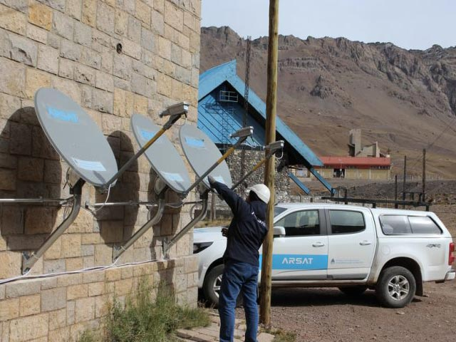 programas estatales de banda ancha internet Arsat