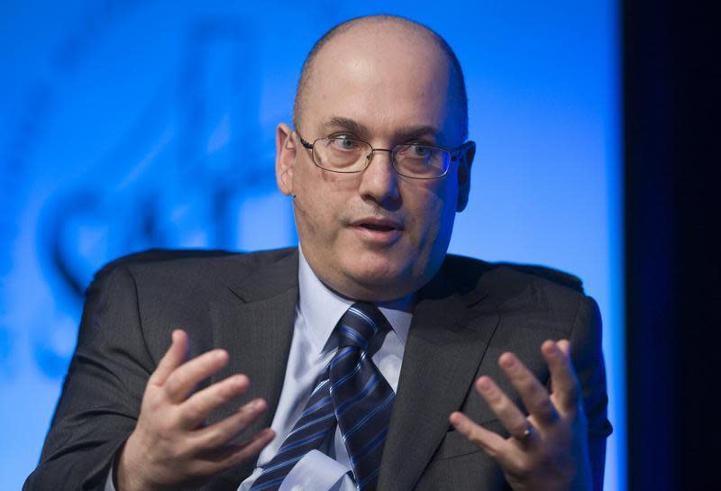 Hedge fund manager Steven A. Cohen, founder and chairman of SAC Capital Advisors, responds to a question during a one-on-one interview session at the SkyBridge Alternatives (SALT) Conference in Las Vegas, Nevada May 11, 2011. REUTERS/Steve Marcus