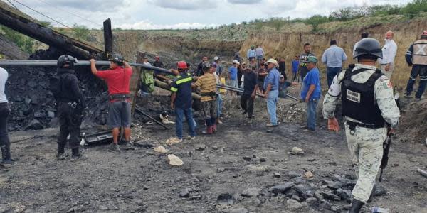 Se desborda mina en Coahuila; hay 7 personas atrapadas