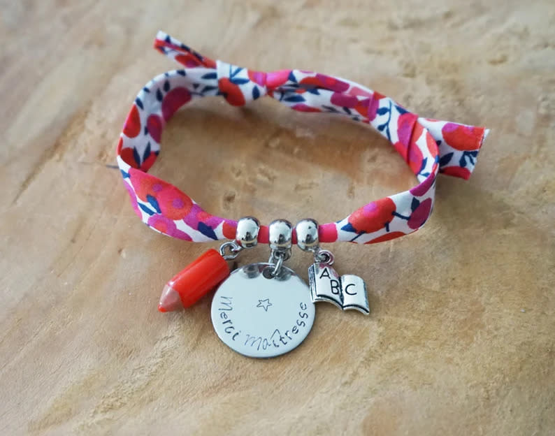 Bracelet avec médaillon à personnaliser