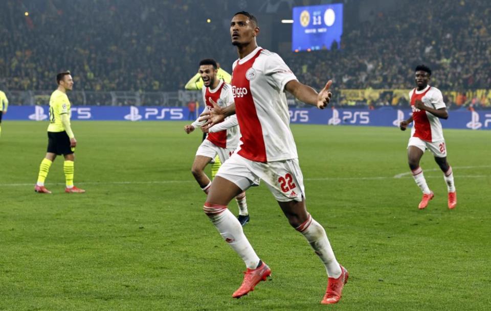 Sébastien Haller celebrates after scoring for Ajax at Borussia Dortmund – one of his 10 Champions League group stage goals.