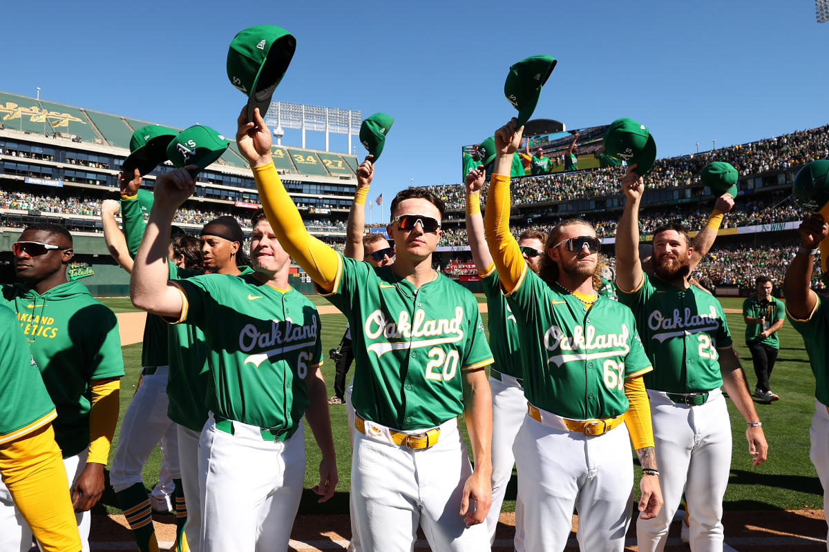 Yahoo Sports AM: “Today there is crying in baseball”