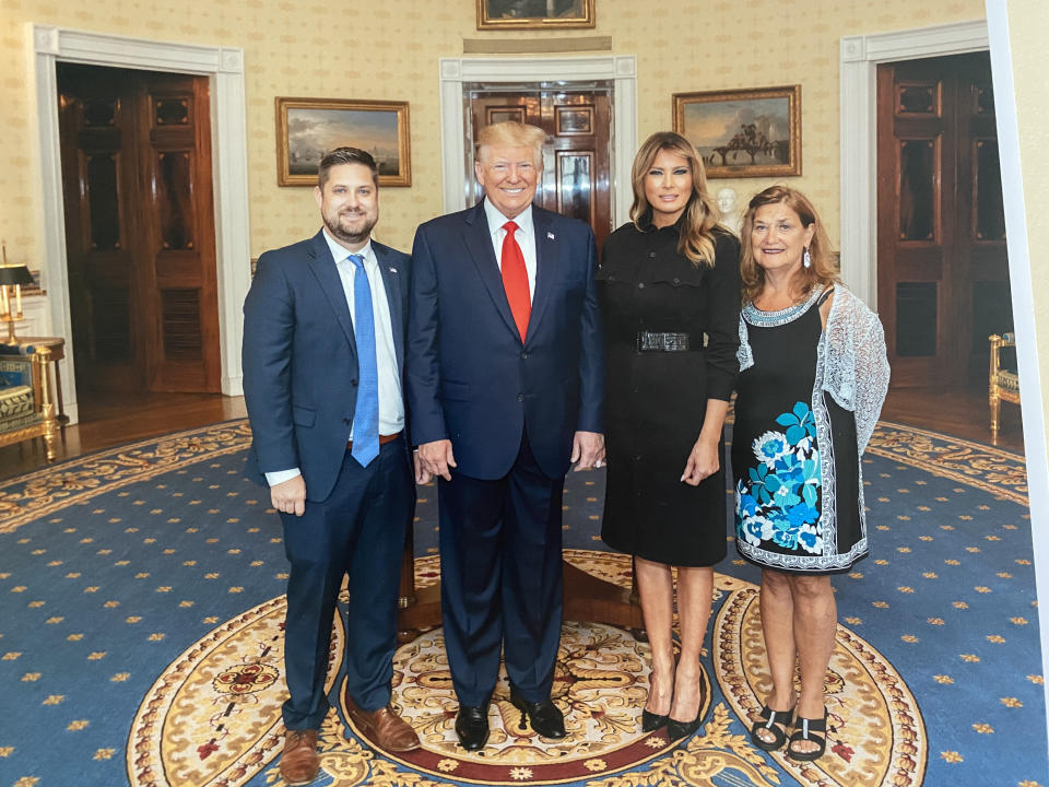 Brett Eagleson and Gail Eagleson with Donald and Melania Trump