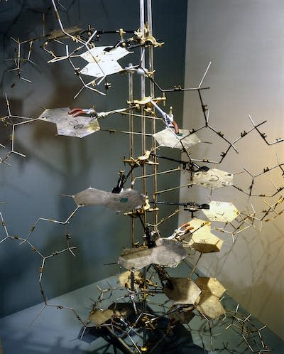 A model of a DNA molecule using some of Watson and Crick’s original metal plates. <a href="https://www.gettyimages.com/detail/news-photo/this-reconstruction-of-the-double-helix-model-of-dna-news-photo/90739243" rel="nofollow noopener" target="_blank" data-ylk="slk:Science & Society Picture Library via Getty Images;elm:context_link;itc:0;sec:content-canvas" class="link ">Science & Society Picture Library via Getty Images</a>