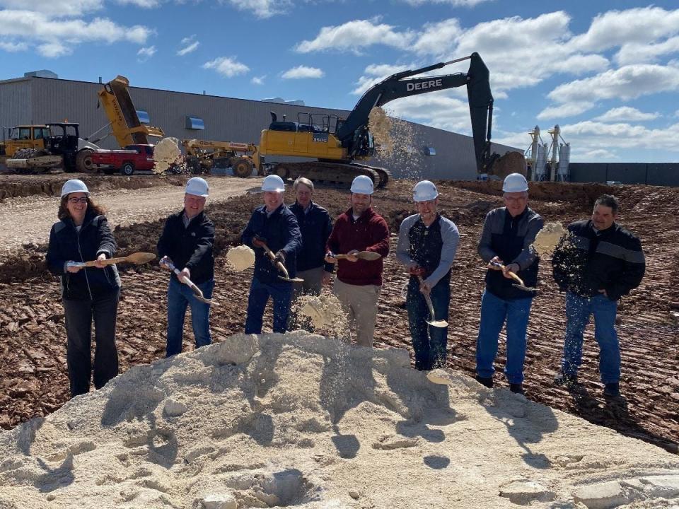 Redline Plastics breaks ground on major expansion