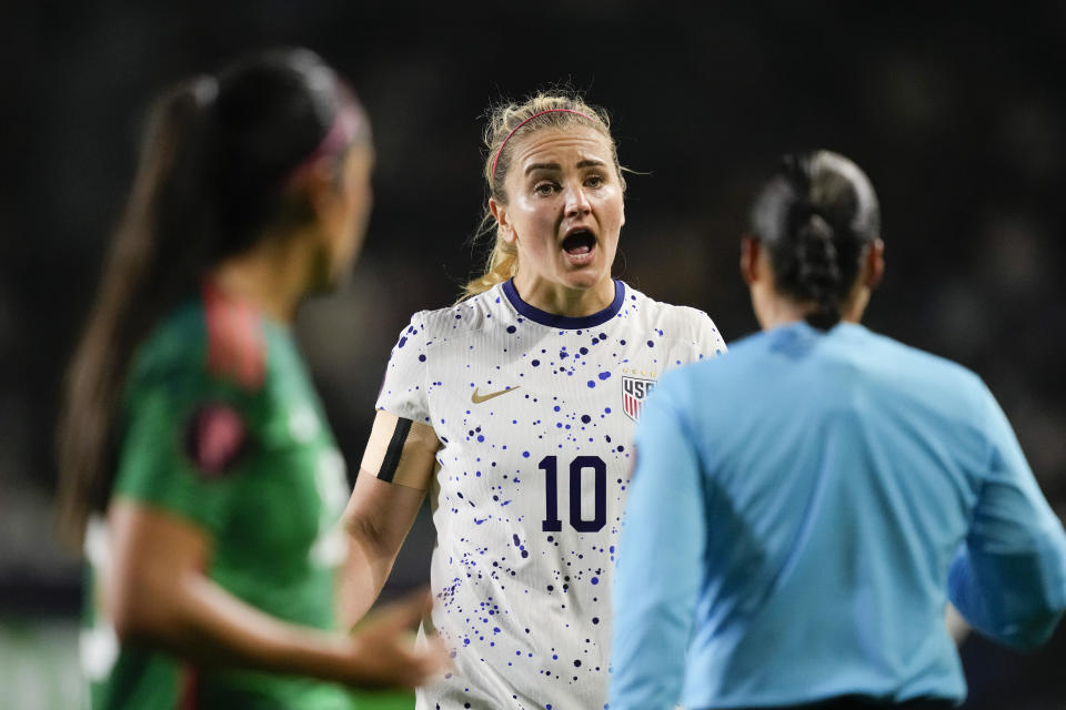 United States midfielder Lindsey Horan reacts while speaking to the referee during a CONCACAF Gold Cup women's soccer tournament match against Mexico, Monday, Feb. 26, 2024, in Carson, Calif. (AP Photo/Ryan Sun)