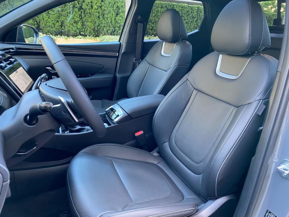 Hyundai's Santa Cruz interior