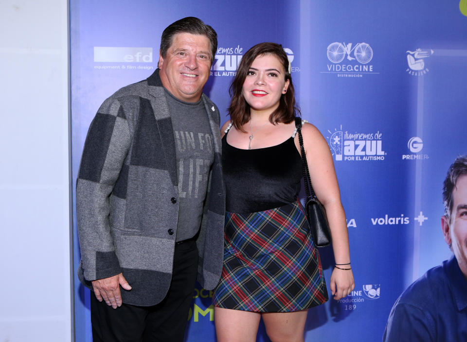 MEXICO CITY, MEXICO - JULY 22: Miguel Herrera and Mishelle Herrera pose for photos during '¿Conoces a Tomas?' red carpet at Cinepolis VIP Miyana on July 22, 2019 in Mexico City, Mexico.  (Photo by Medios y Media/Getty Images)