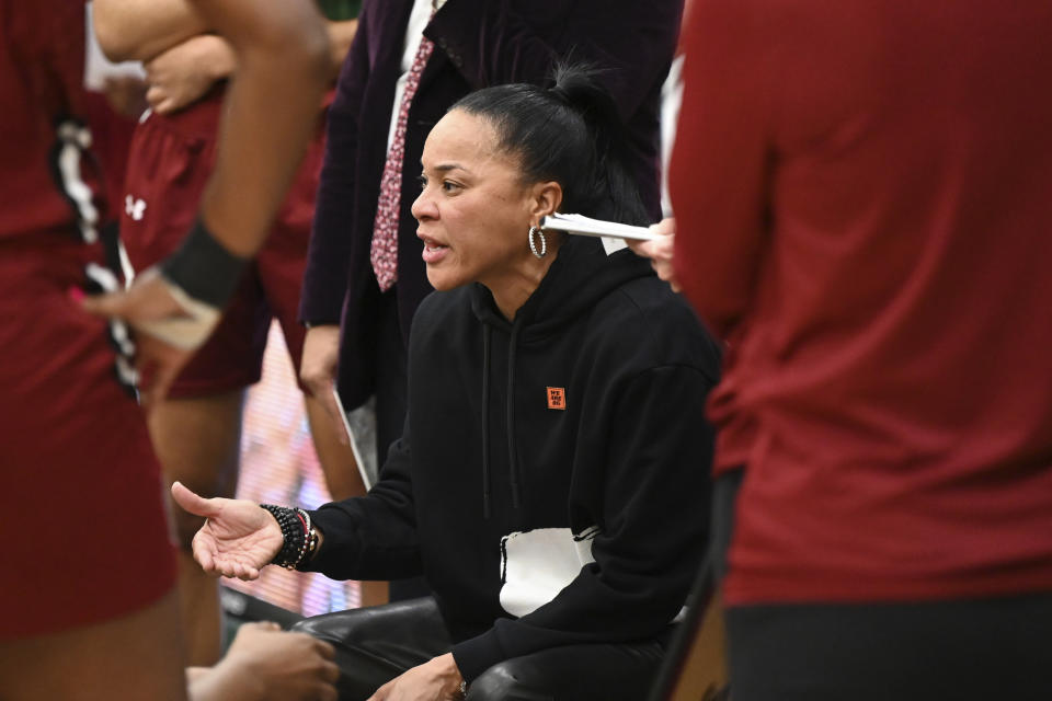 South Carolina head coach Dawn Staley talks during a timeout in the second half of an NCAA college basketball game, Tuesday, Nov. 22, 2022, San Luis Obispo, Calif. (AP Photo/Nic Coury)