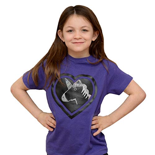 Chalk of the Town Chalkboard T-Shirt Kit for Kids (Amazon / Amazon)