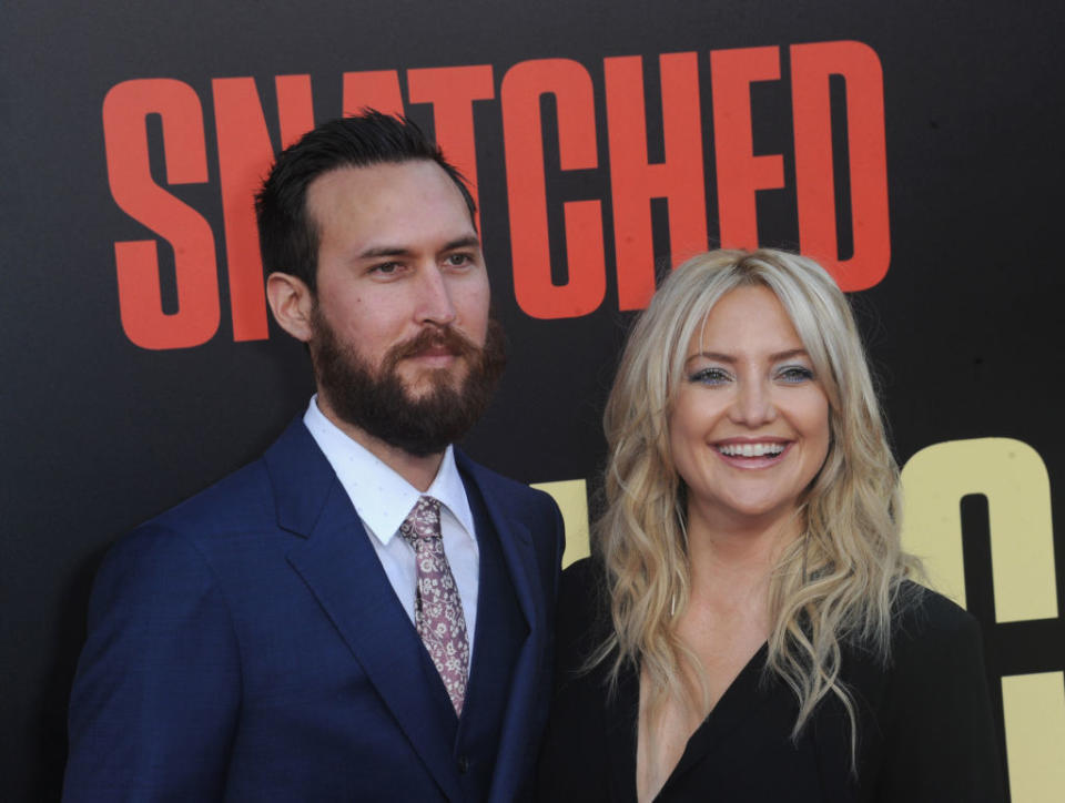 Danny Fujikawa and Kate Hudson at the L.A. premiere of <em>Snatched</em> in May 2017. (Photo: Albert L. Ortega/Getty Images)