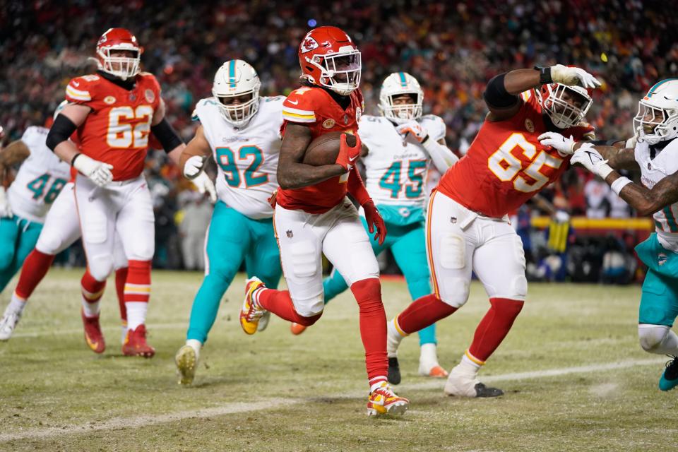 Kansas City Chiefs wide receiver Rashee Rice (4) runs against the Miami Dolphins during an NFL wild-card playoff football game Saturday, Jan. 13, 2024 in Kansas City, Mo. (AP Photo/Ed Zurga) ORG XMIT: NYOTK