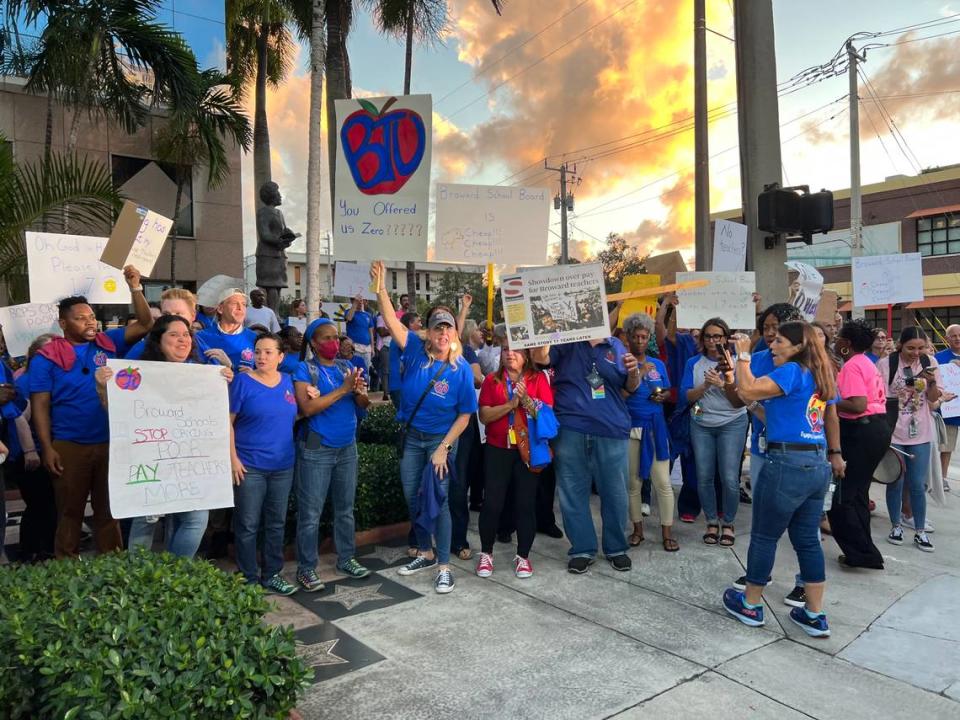 Broward Teachers Union members rally outside the Kathleen C. Wright Administration Center in Fort Lauderdale during the School Board meeting Wednesday, Nov. 8, 2023 They object to the district’s proposed 1.7% pay raise, which would be funded exclusively by state funds, rather than the district’s budget.