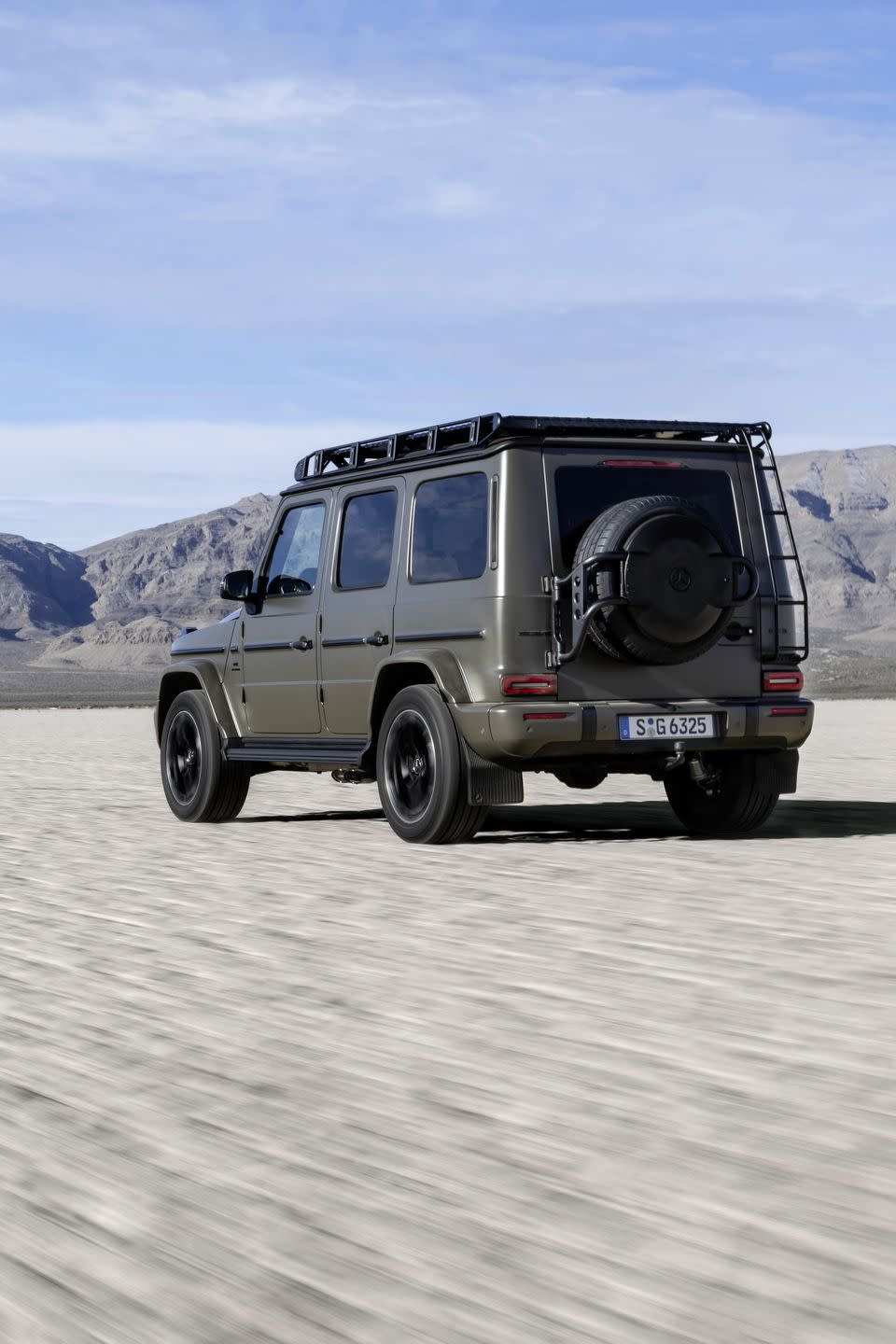 2025 mercedes amg g63 press images