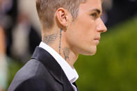 <p>Justin Bieber comparece ao Met Gala 2021, que celebra a exposição “Na América: Um Léxico da Moda” (Foto: Theo Wargo/Getty Images)</p> 