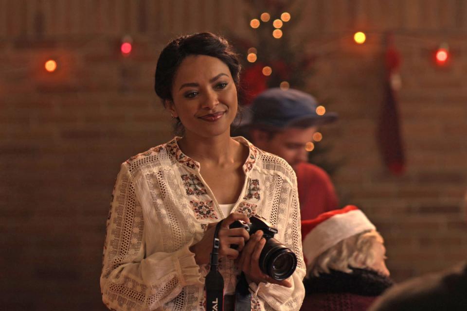 The Holiday Calendar: Kat Graham stars (Netflix)