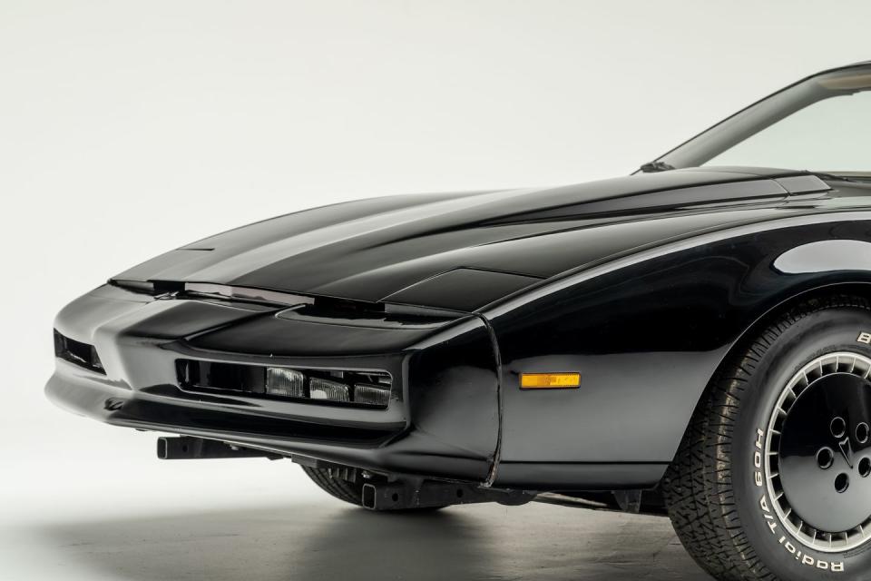 The Iconic Sci-Fi Cars at This Museum Make Us Wish Batmobiles and Light Cycles Were Real