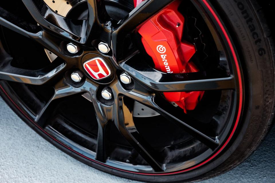 View Photos of Our Long-Term 2019 Honda Civic Type R