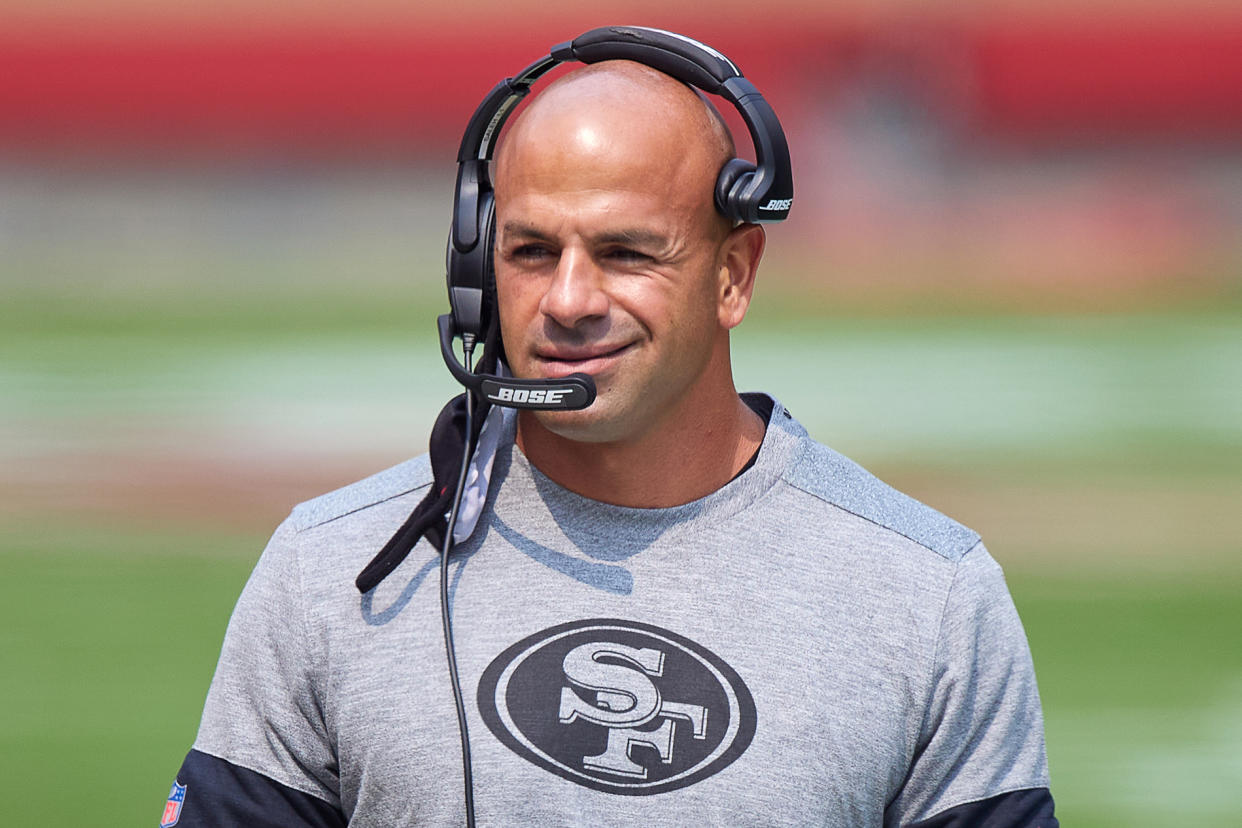 SAN FRANCISCO, CA - SEPTEMBER 13: San Francisco 49ers defensive coordinator Robert Saleh talks into his Bose radio headset during the NFL game between the San Francisco 49ers and the Arizona Cardinals on September 13, 2020, at Levi's Stadium in Santa Clara, California. (Photo by MSA/Icon Sportswire via Getty Images)