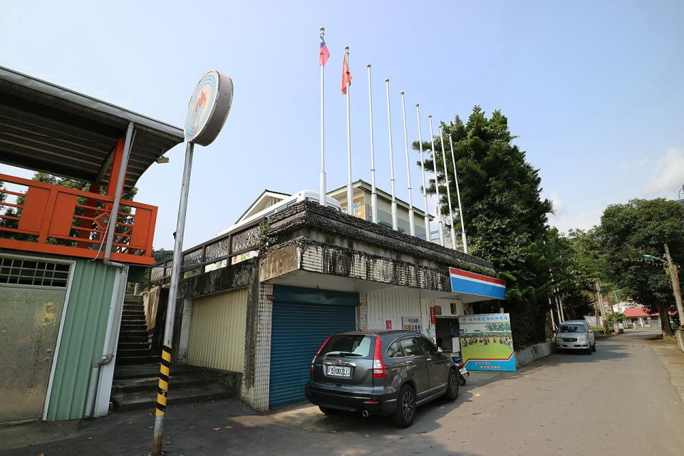 圖／目前全台唯一的「聽裝」加油站 - 延平聽裝油料供應站，就位於台東延平鄉的鄉鎮裡。