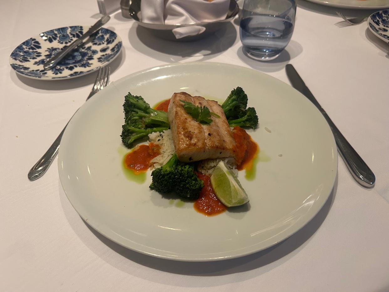 Mahi-mahi dish served in Koningsdam's dining room.