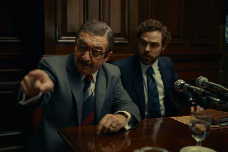 Ricardo Darín y Peter Lanzani en una escena de la película