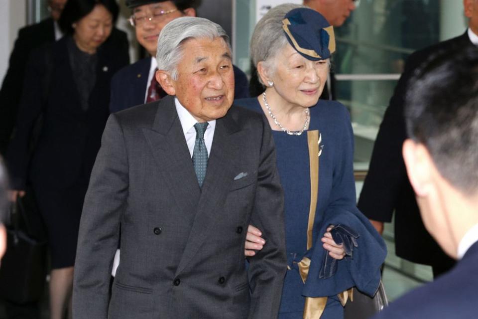 Japan's Emperor Akihito, 85, Abdicates Throne