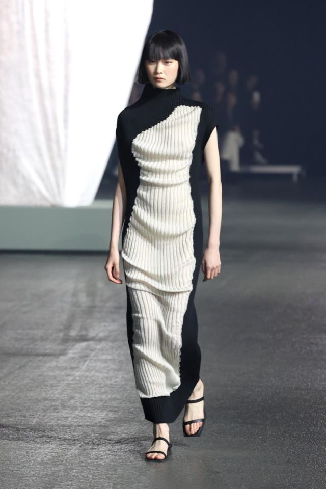 ISSEY MIYAKE SPRING 2023 a Tribute to it's Late Founder & the