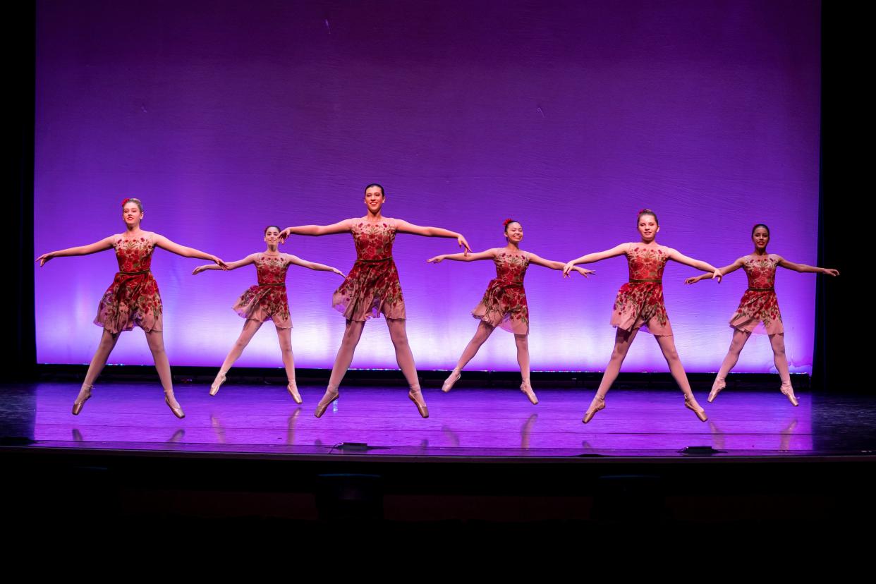 The mission of Palm Springs Dance Project is to nurture the development of a progressive, collaborative and thriving dance community within the greater Palm Springs area.