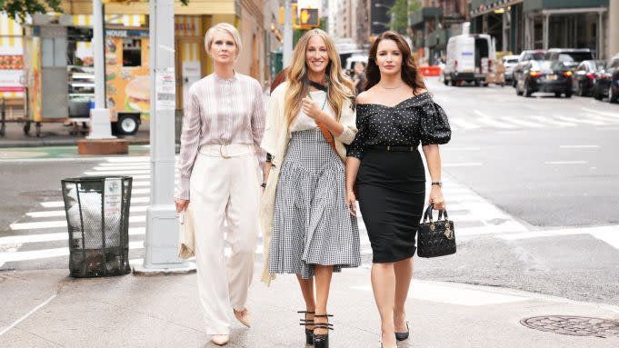 and just like that sarah jessica parker, cynthia nixon and kristin davis