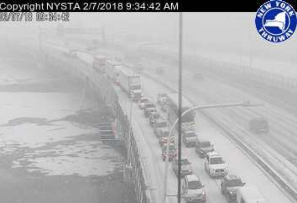 Multi-vehicle crash in New York on icy bridge, 2/7/2018