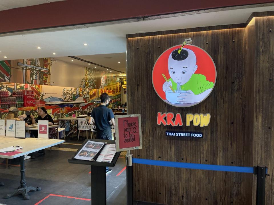 Far East Plaza - Kra Pow