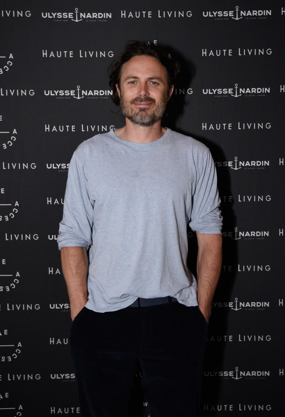 Casey Affleck posing