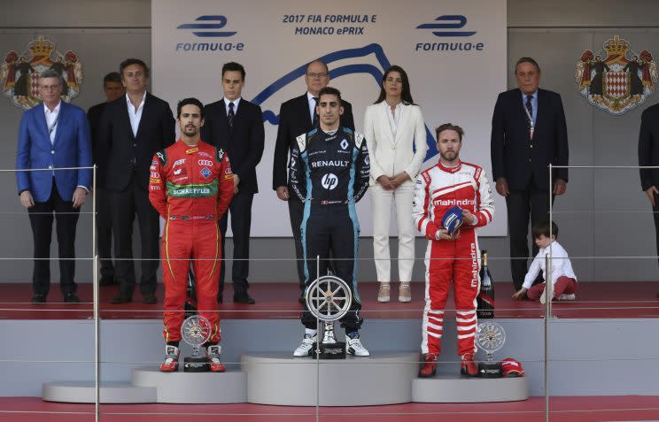 Lucas di Grassi, Sebastien Buemi, Nick Heidfeld und Fürst Albert (picture: AFP)