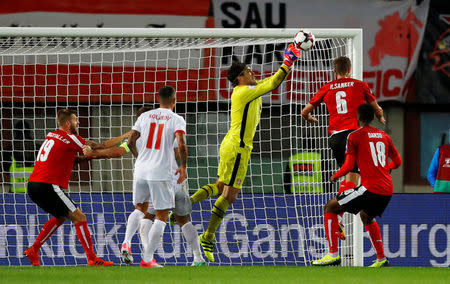 Soccer Football - 2018 World Cup Qualifications - Europe - Austria vs Serbia - Ernst Happel Stadion, Vienna, Austria - October 6, 2017 Serbia’s Vladimir Stojkovic punches clear REUTERS/Leonhard Foeger