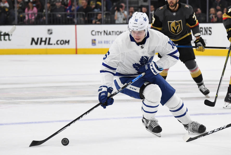 Mitchell Marner made a young fan’s day in Las Vegas. (Photo by Jeff Bottari/NHLI via Getty Images)