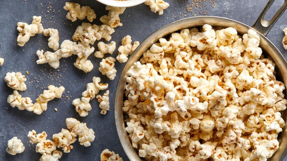 kettle corn, sweet and salt popcorn, homemade kettle corn