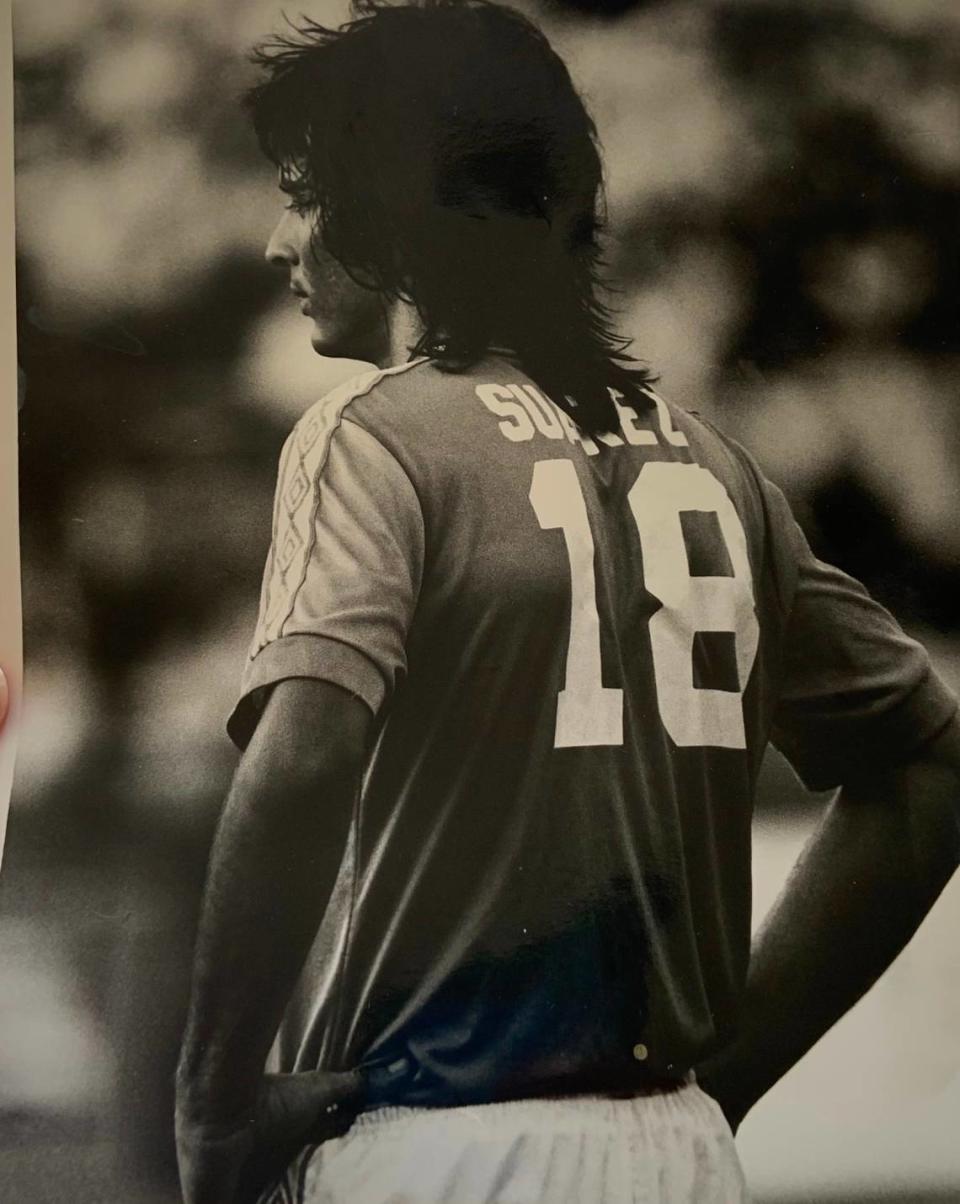 Tony Suarez wore No. 18 for the Carolina Lightnin’ during his magical 1981 season, which he started as the team’s bus driver and finished as the team’s leading goal-scorer.