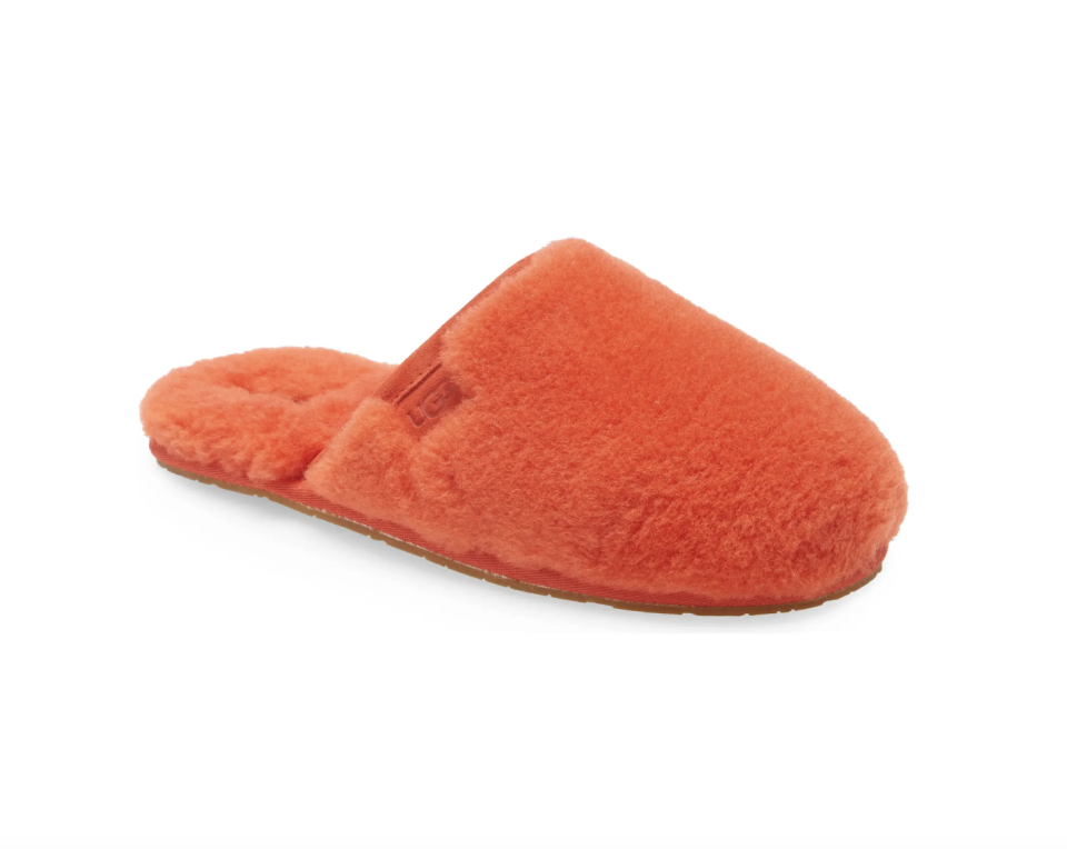 8) Fluffette Slipper