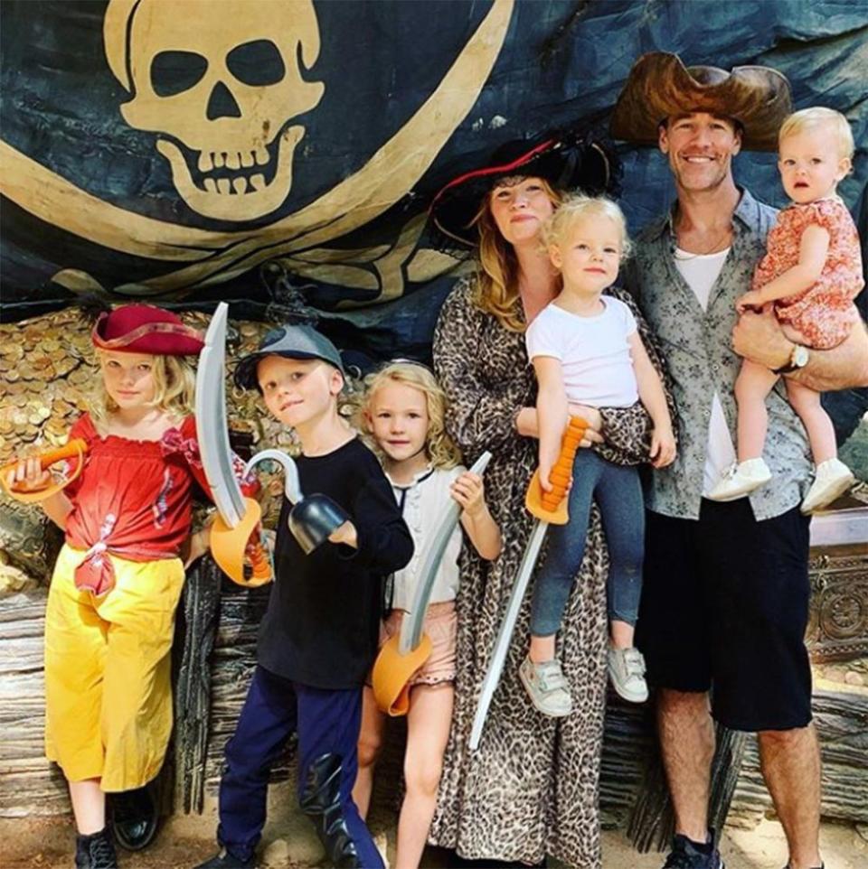 James and Kimberly Van Der Beek with their five children | James Van Der Beek/Instagram